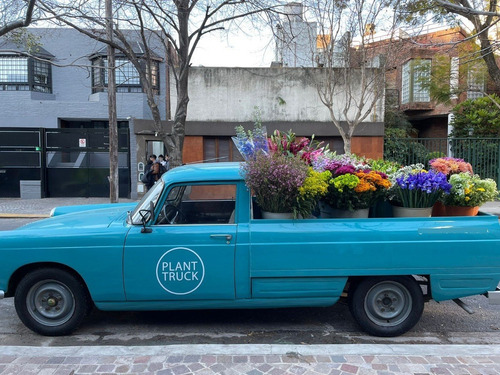 Imagen 2 de 9 de Peugeot 404 Pickup