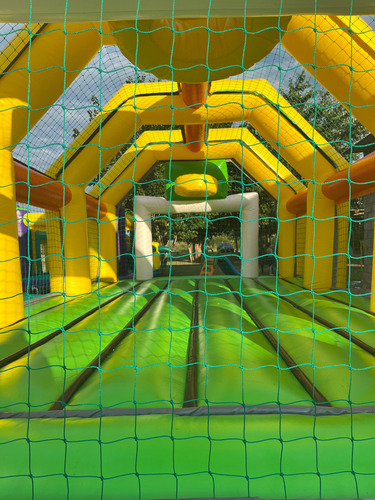 Inflable Infantil Cancha De Fútbol Y Básquet. Solo Retiro Amarillo (Usado)