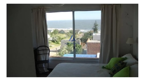 Apartamento En La Barra, 3 Dormitorios *