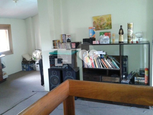 Belíssima Casa De 3 Andares, Com Piscina, No Bairr - 28-im420892