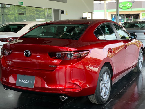 Imagen 4 de 15 de Mazda 3 Hibrido Touring Rojo Diamante