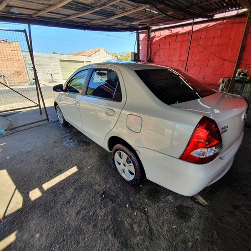 Toyota Etios 2015 1.5 16v Xs 5p