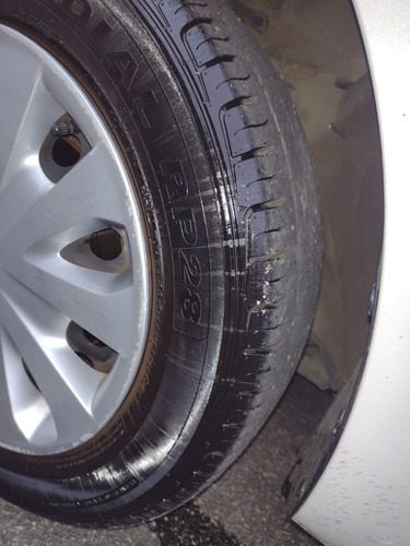 Imagem 5 de 15 de Nissan Versa