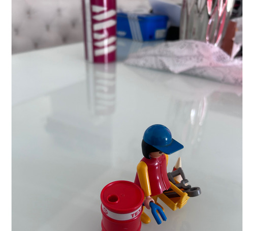 Boneco Playmobil Mecânica De Corrida Ferramentas Galão Caixa (Usado)