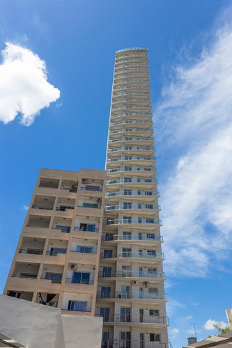 Imagen 2 de 21 de Departamento En Excelente Ubicacion !!!!!