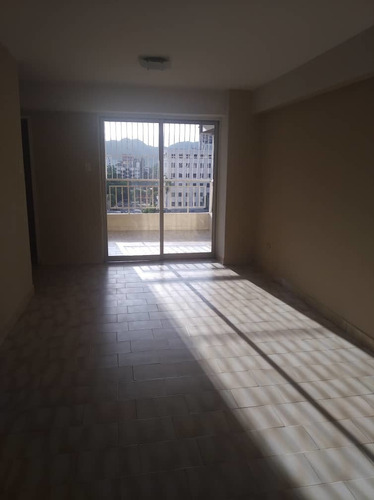 Imagen 2 de 14 de Apartamento En Alquiler En Las Delicias 04166467687