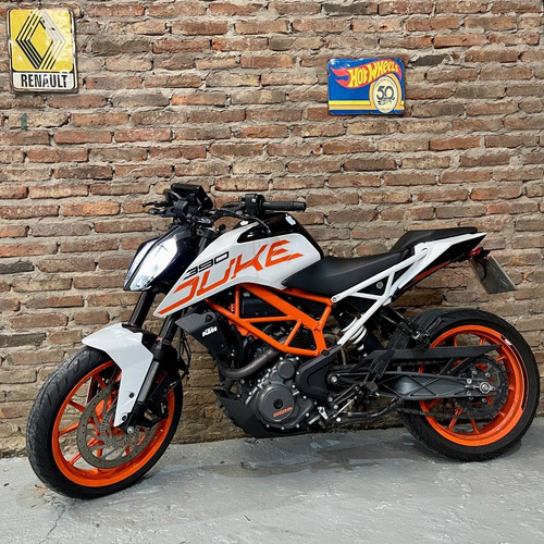 Imagen 4 de 15 de Ktm Duke 390 + Escape + Computadora + Repro Impecable Permut