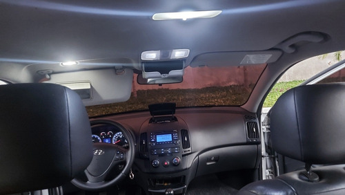 Imagem 2 de 8 de Hyundai I30 2010 2.0 Gls 5p