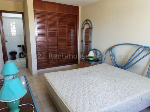 Imagen 5 de 10 de Venta De Apartamento Con Acceso Directo A La Playa, Porlamar