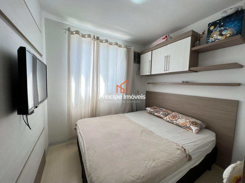 Imagem 14 de 30 de Apartamento Com 2 Dormitórios No Santo Antônio - V231