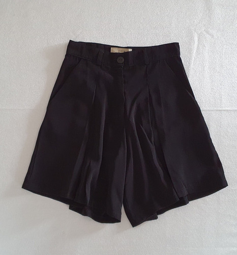 Short Pantalón  Negro Talle 36 Clona