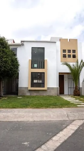 Venta De Casa En Privada Colorin En Bosques Residencial Zinacantepec