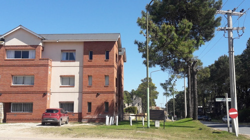 Imagen 21 de 30 de Alquiler Pinamar Disponible Marzo Y Semana Santa 3 Ambientes Oportunidad Con Pileta Y Parrilla