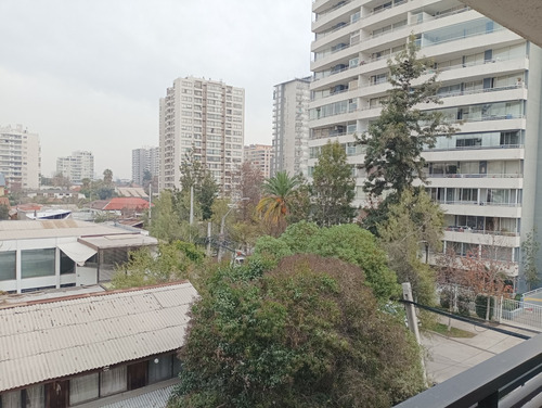 1 Dormitorio + Estar, Bodega Y Terraza, Metro Lo Vial
