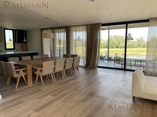 Venta/alquiler Casa 7 Amb Vista Laguna/golf En La Calesa, Pilará