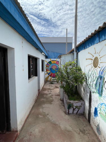 Se Vende Hostal En Tongoy 17d Y 17b - Frente Al Mar