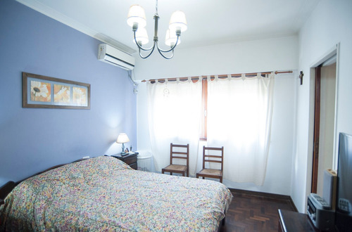 Imagen 3 de 30 de Casa En Venta De 3 Dormitorios La Plata