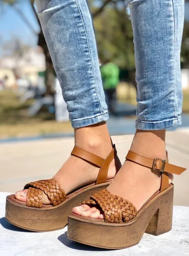 Sandalias mujer color 2025 cuero