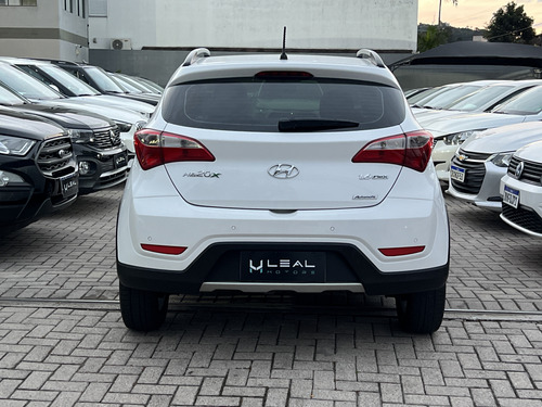 Hyundai HB20X Premium 1.6 Flex 16V Aut.