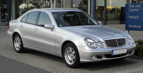 Mercedes Clase E Chasis W211  Puerta Delantera Derecha Okm 