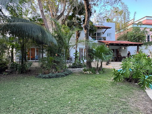 Casa En Venta En Residencial Campestre Cancun