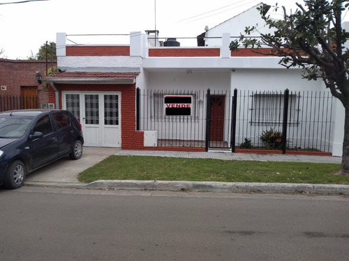 Casa 3 Amb Con Patio Y Gge - A 3 C Panamericana, Muy Buena Zona