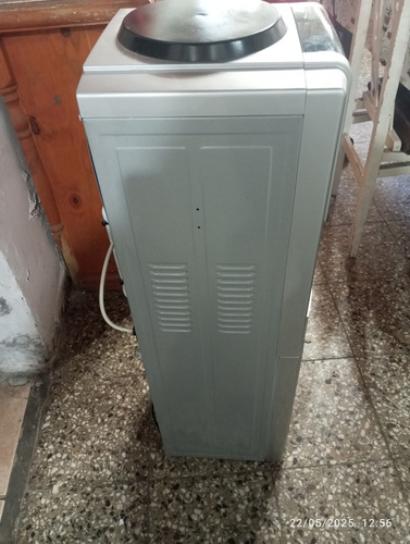 Dispenser De Agua Frío Calor Con Helara,aquaworld