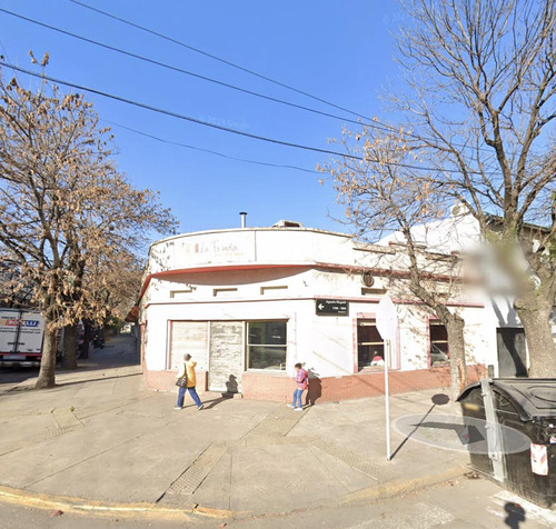 Local En Barracas