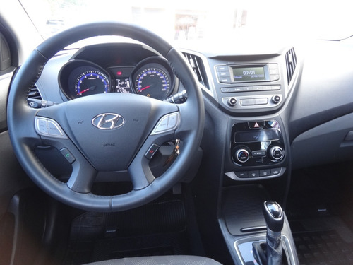 Imagem 8 de 9 de Hyundai Hb20 Premium 1.6 Automático Flex