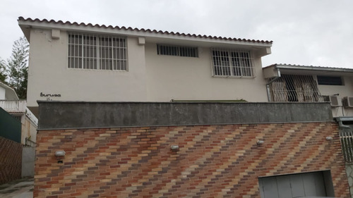  Venta Casa En Venta Urb. Los Dos Caminos.