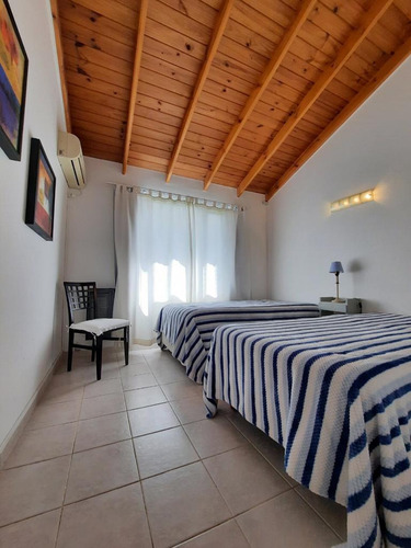 Imagen 9 de 14 de Duplex Super Fresco Con Un Hermoso Patio