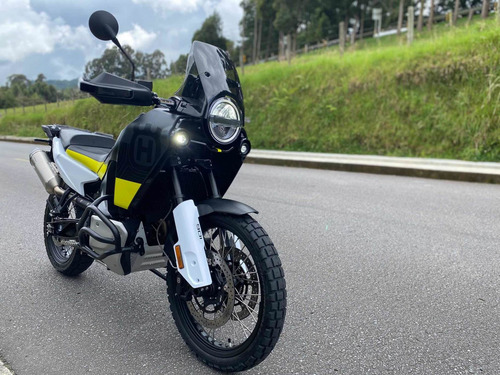 Imagen 10 de 25 de Husqvarna Norden 901