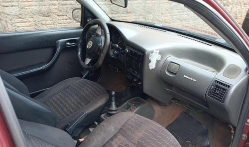 Imagem 4 de 4 de Volkswagen Parati Cli 1.6 Vermelho 1996