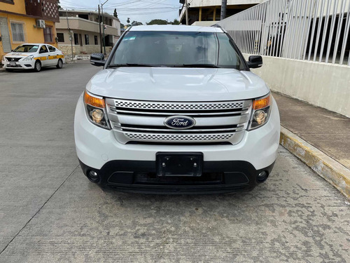 Imagen 2 de 12 de Ford Explorer 2013 4.0 Xlt V6 3er Asiento Sync 4x2 Mt