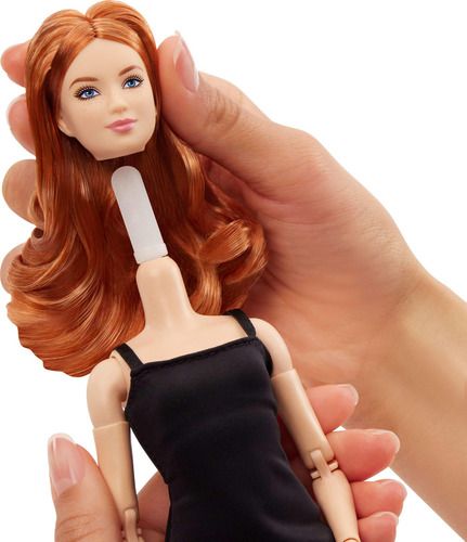 Boneca de colecionador Barbie Basics modelo 04 com cabelo vermelho