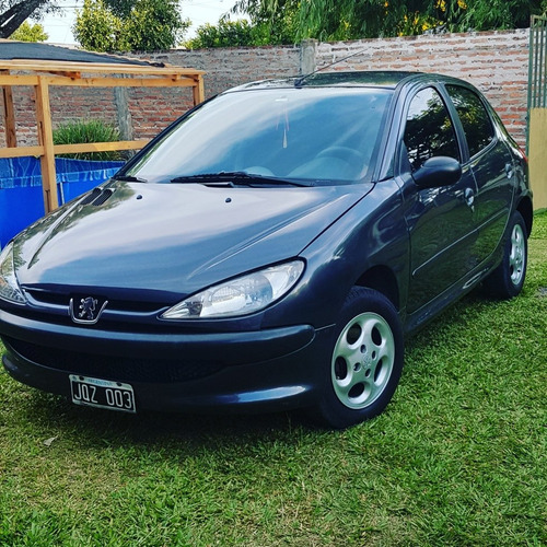 Imagen 1 de 8 de Peugeot 206