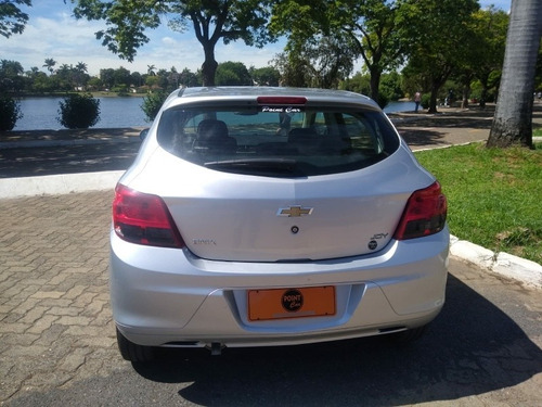 Imagem 6 de 11 de Chevrolet Onix 2019 1.0 Joy 5p