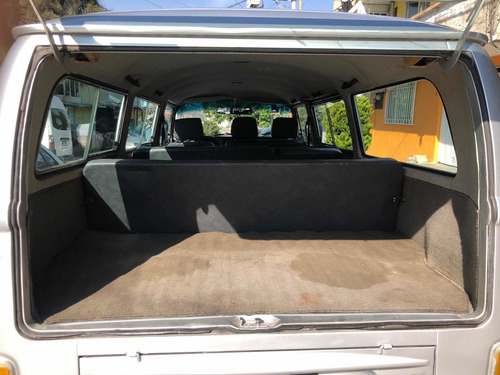 Imagen 3 de 15 de Volkswagen Combi Caravelle