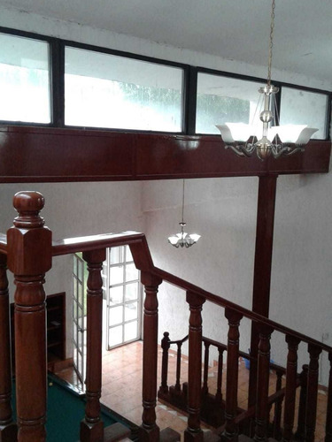 Imagen 4 de 14 de Residencia En Venta En Lado Sur De La Ciudad Por Punto Sur