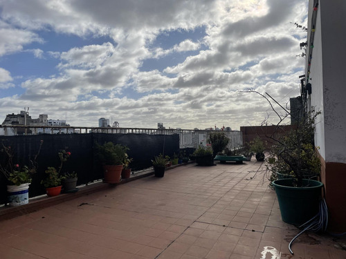 Oficina Con Balcon Terraza En Montserrat