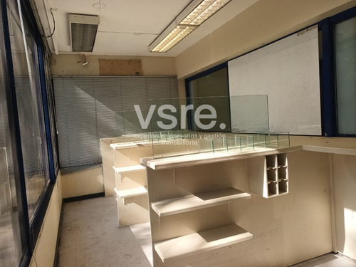 Local Comercial En Venta - Av Providencia - Metro Los Leones