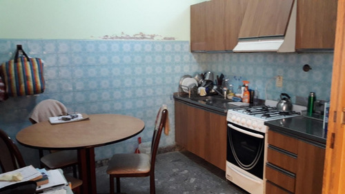 Imagen 11 de 14 de Barbaro Vende Galpón Con Vivienda En Billinghurst A Metros D