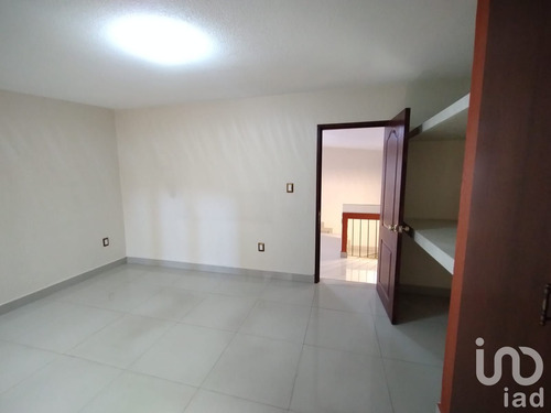 Renta Oficina 5 Ambientes Américas