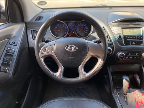 Imagem 7 de 12 de Hyundai Ix35 2.0 Mpfi Gls 4x2 16v 2011