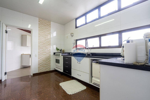 Apartamento À Venda, 228m² Por R$ 950.000.00 - Jundiaí/sp - Ap0022