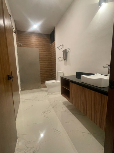 Casa En Venta En Residencial Vía Cumbres