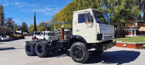 Kamaz 1996 V8 6x4 Con Toma Y Bomba Hidráulica Rentaltrucks