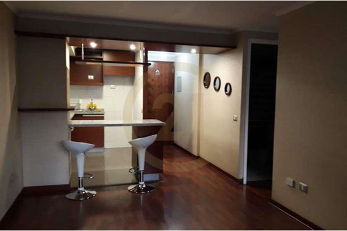 Venta De Departamento A Pasos Del Metro