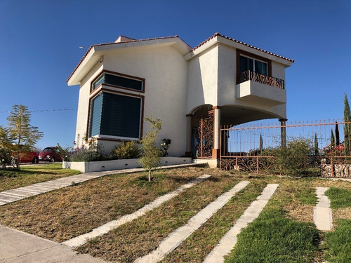 Casa En Venta En Residencial Vista Cañada