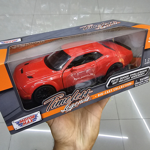 Dodge Challenger Srt Hellcat 1:24 Motormax Color Rojo